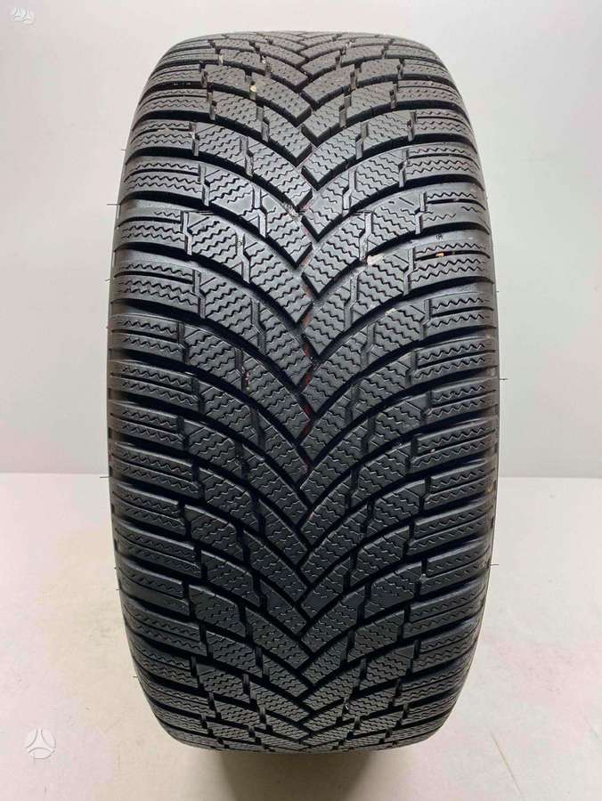 Firestone WinterHawk 4 2023m, winter 255/40 R19