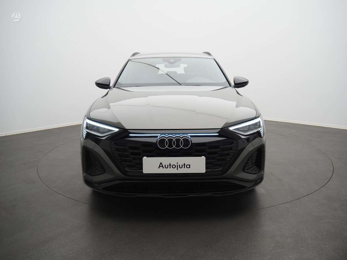 Audi Q8 e-tron, 95 kWh, off-road / crossover