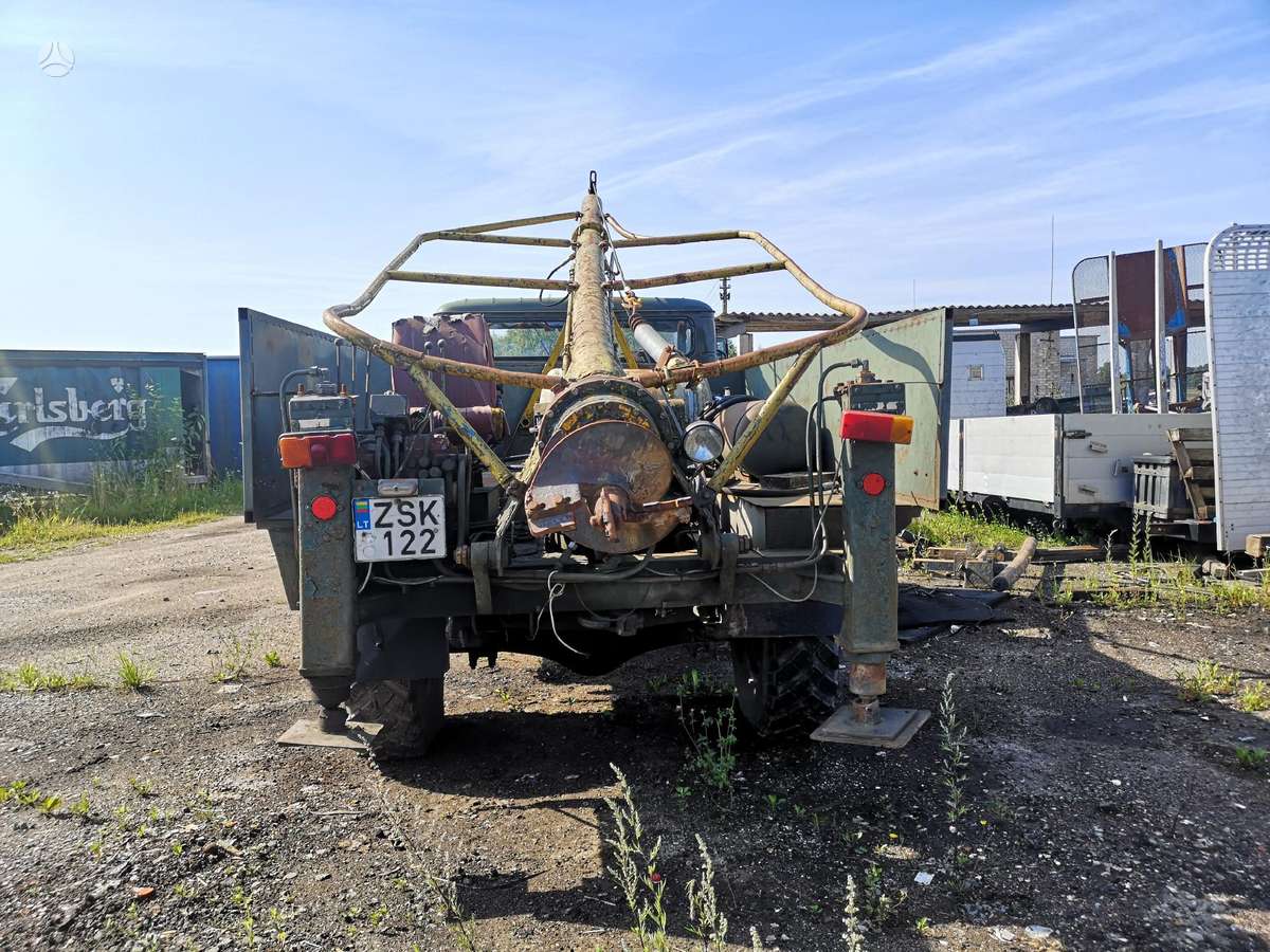 GAZ 66, буровая машина