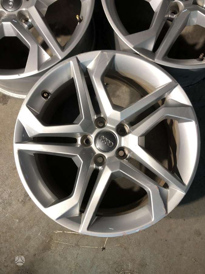 Audi, light alloy, R18