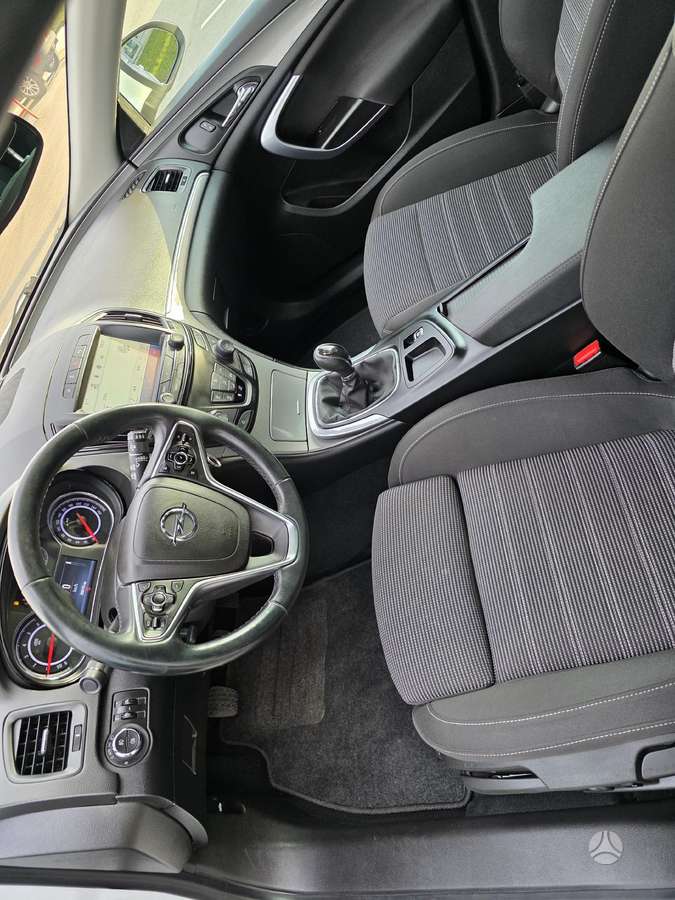 Opel Insignia, 2.0 l., wagon