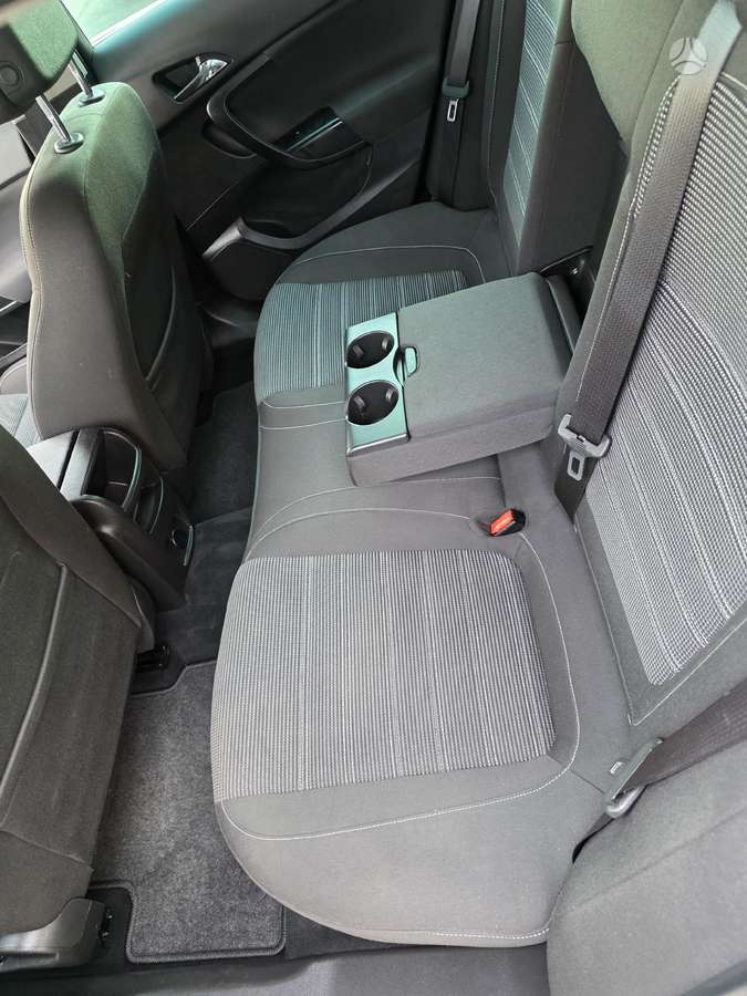 Opel Insignia, 2.0 l., wagon