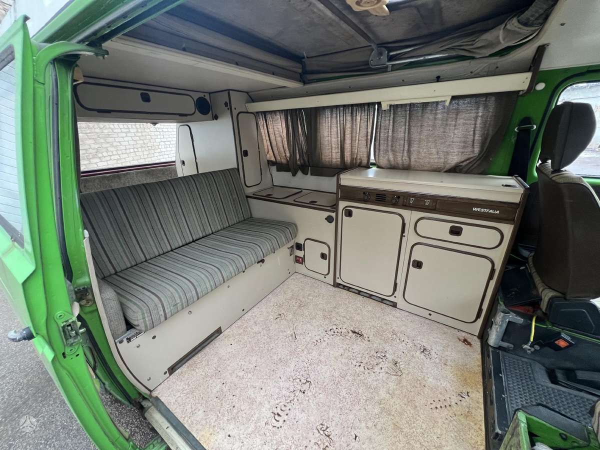 Volkswagen Transporter - 8