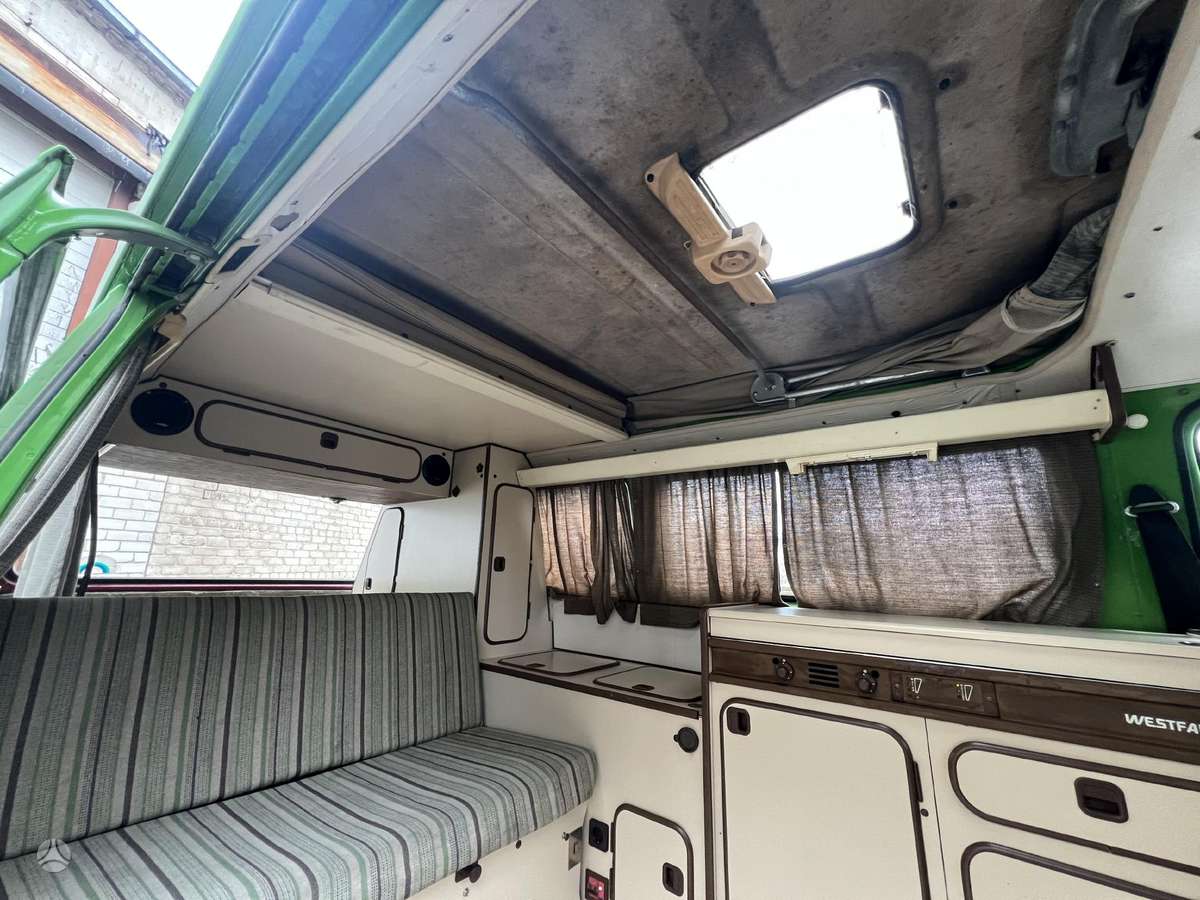 Volkswagen Transporter - 9