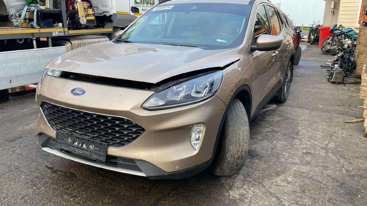 Ford Escape for parts. Dalimis