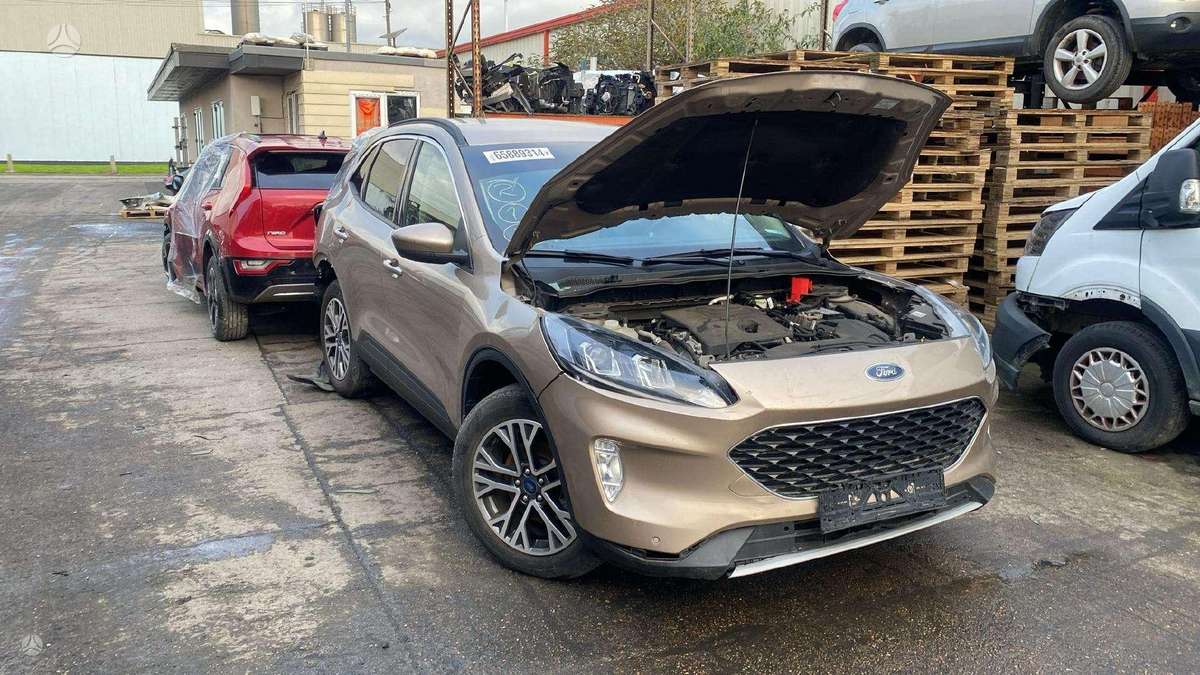 Ford Escape for parts. Dalimis