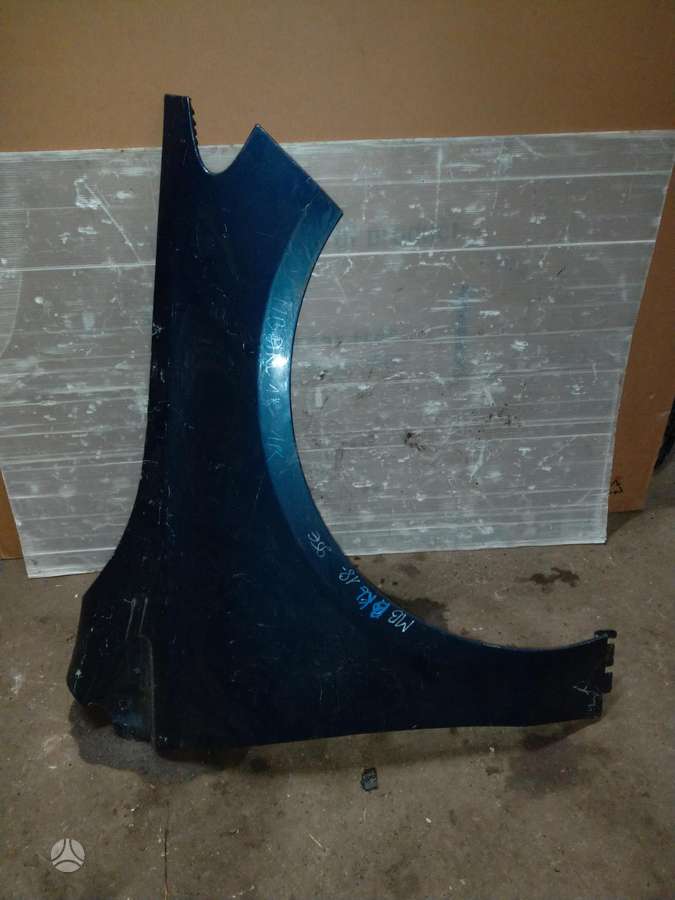 Mercedes-Benz B klasė fenders