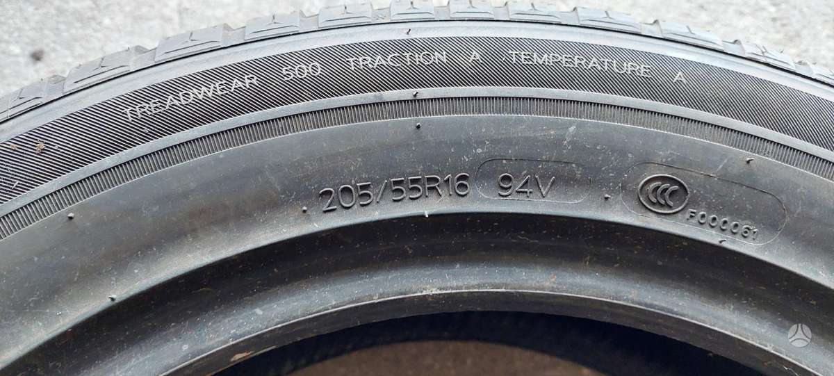 Hankook, universalios 205/55 R16