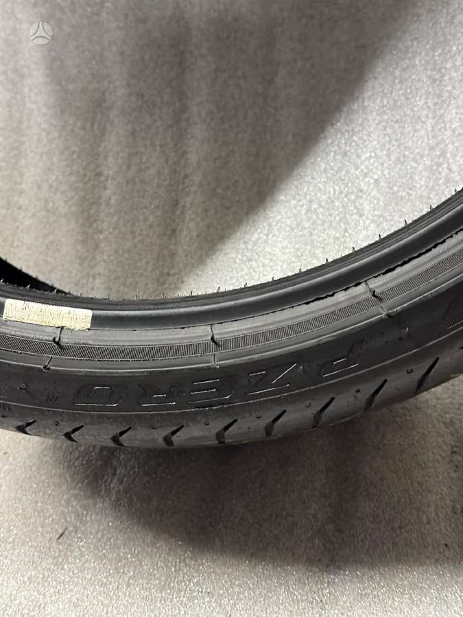 Pirelli P ZERO, vasaras 255/30 R20