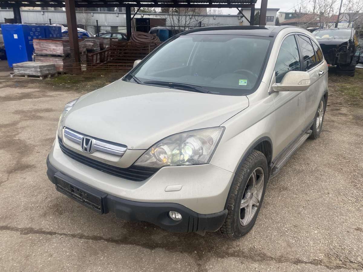 Honda CR-V dalimis