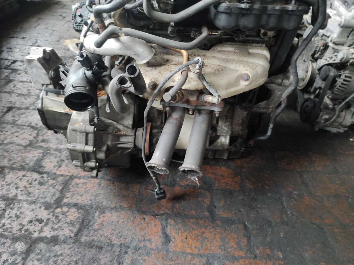Skoda Octavia Tik variklis ir dėžė