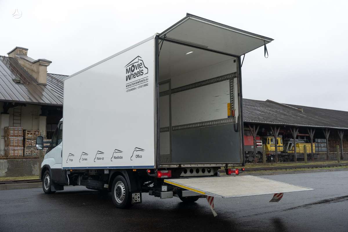 Iveco Daily, krovininis mikroautobusas