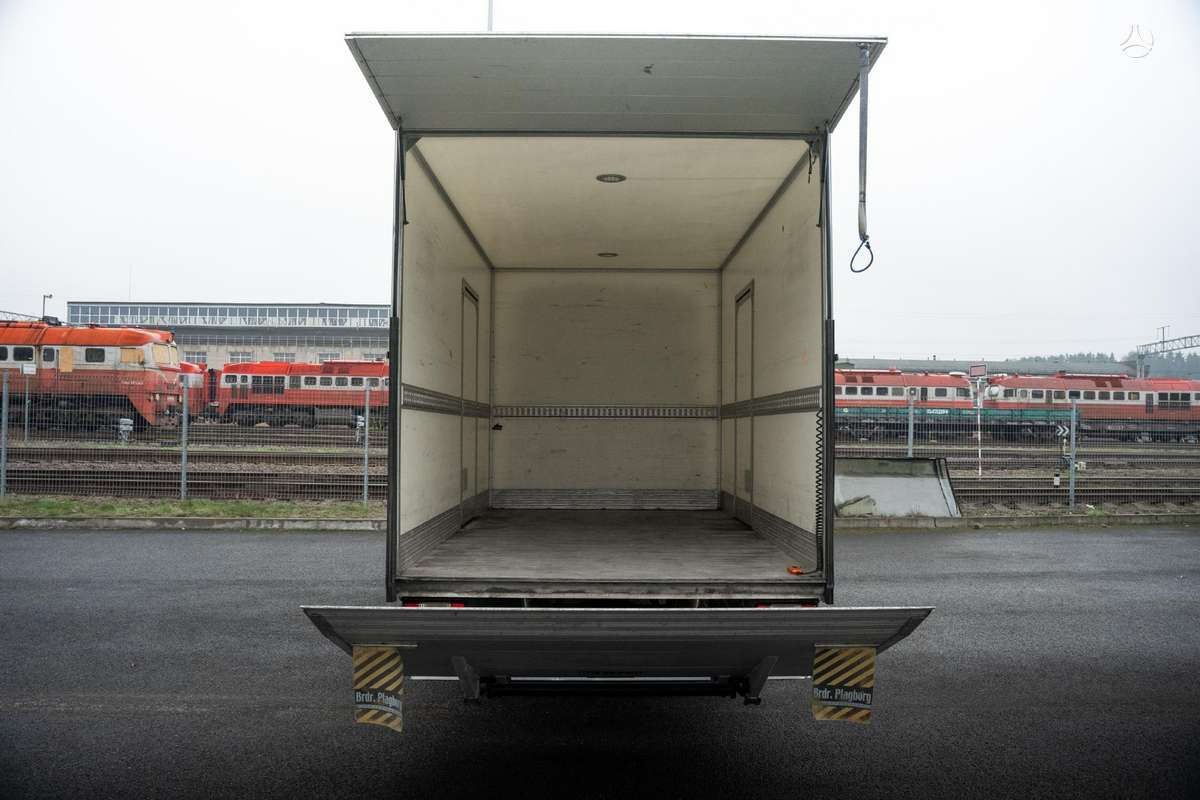 Iveco Daily, cargo van