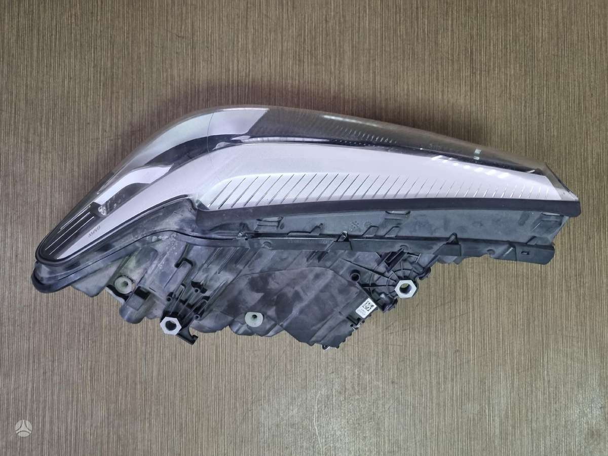 BMW 530, 849911901, lights