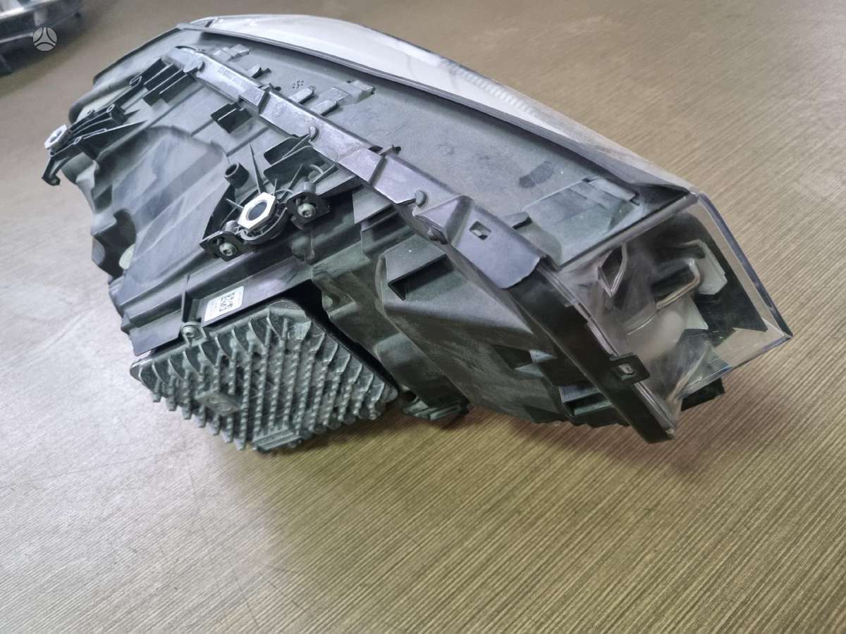 BMW 530, 849911901, lights