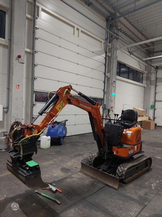 Hitachi ZX10U-6, mini excavator