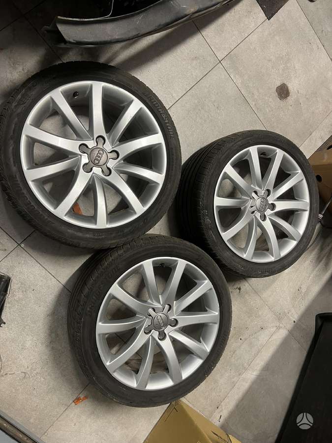 Audi, vieglmetāla, R18