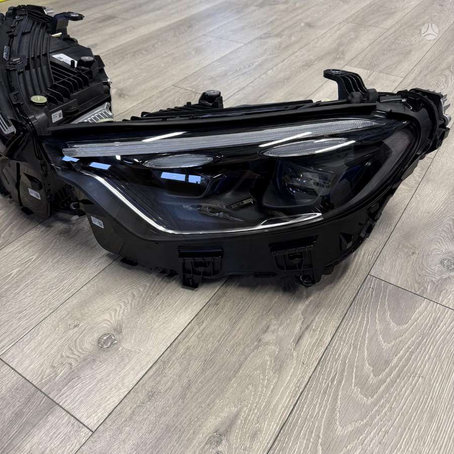 Mercedes-Benz GLC klasė lights