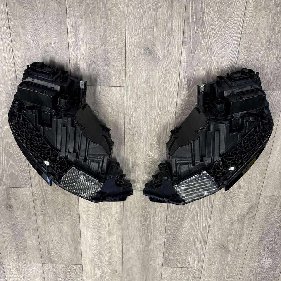 Audi A8 lights