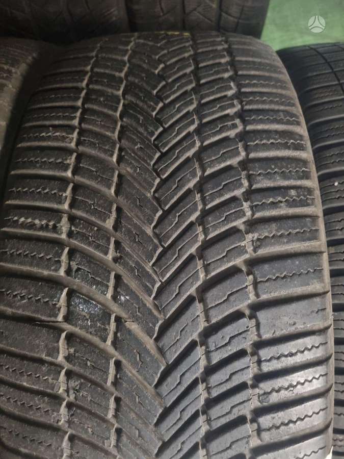 Bridgestone Weathercontrol A005, winter 245/45 R20