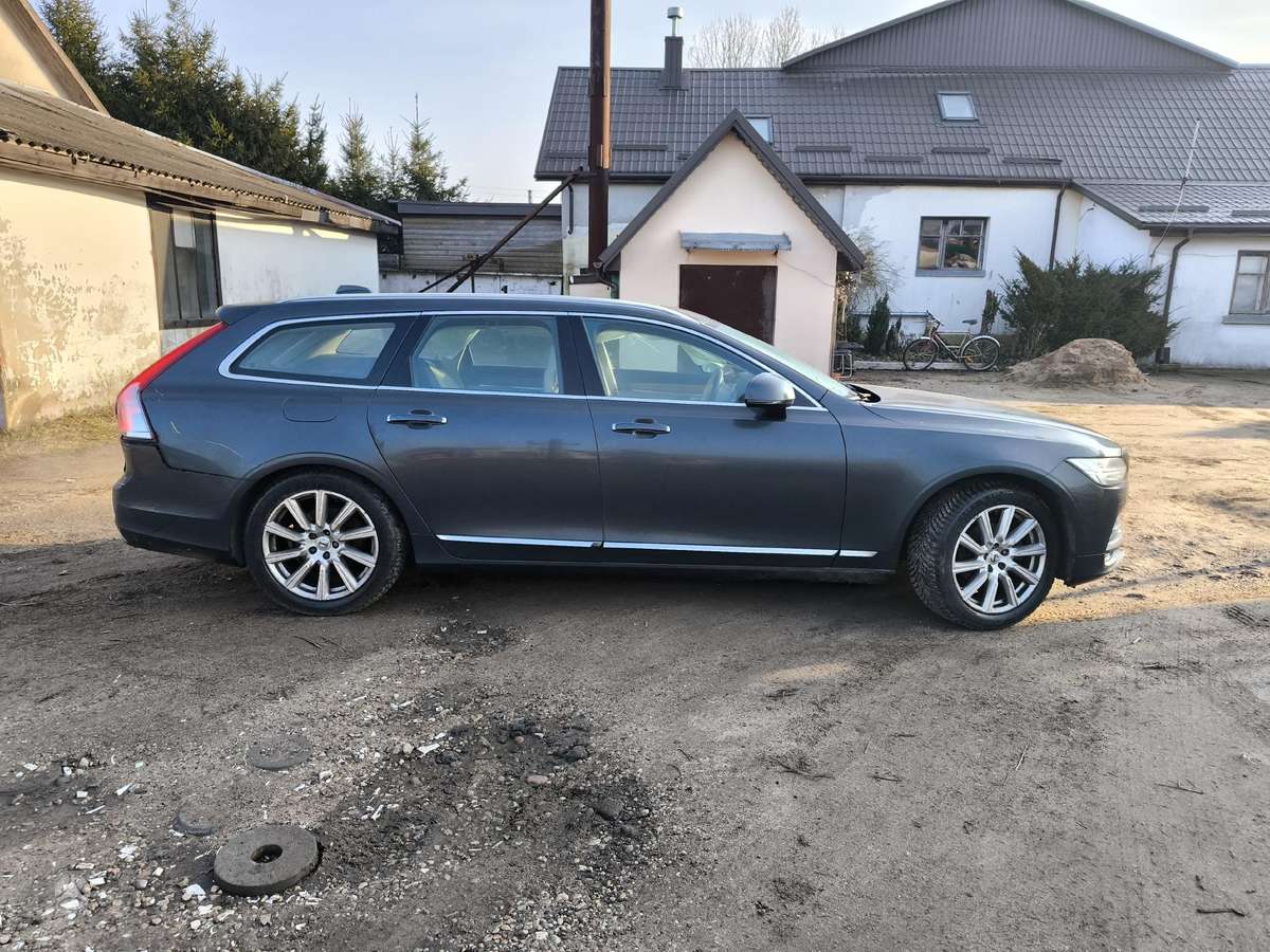 Volvo V90 по частям