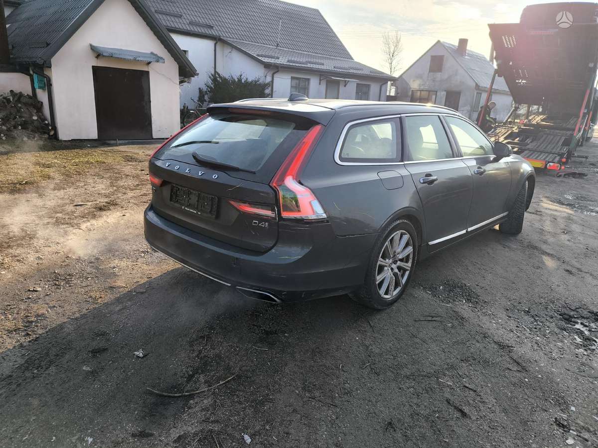 Volvo V90 по частям