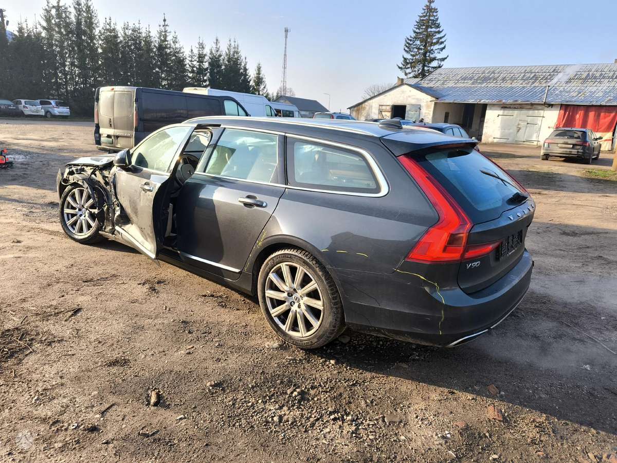 Volvo V90 dalimis