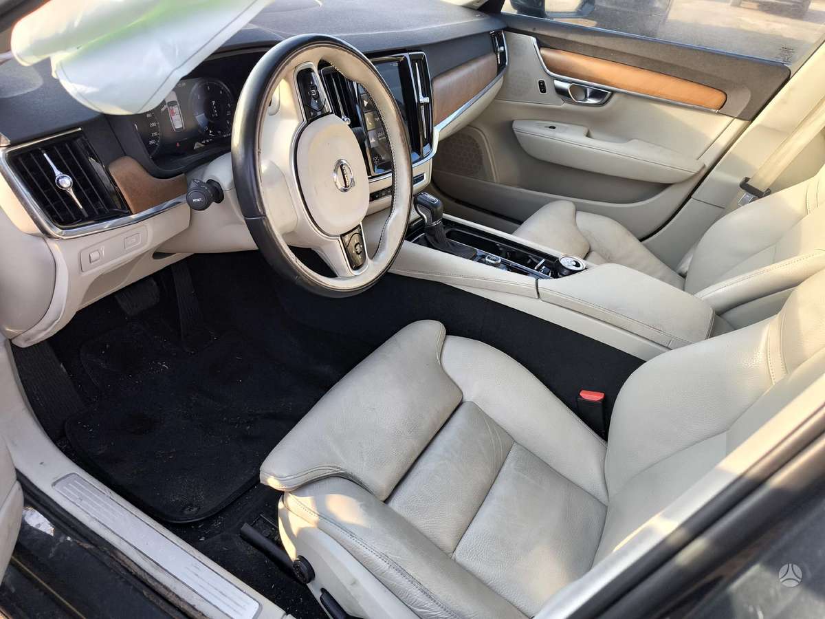 Volvo V90 по частям