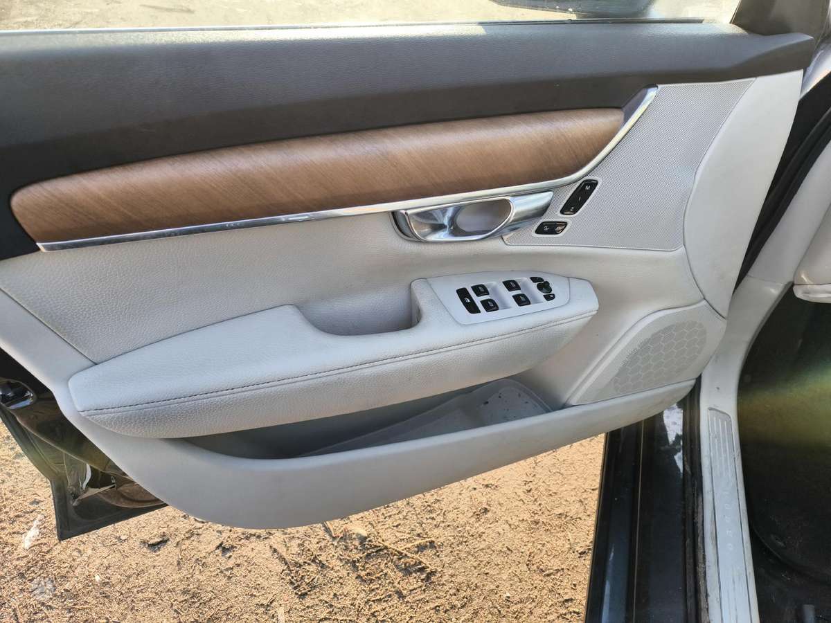 Volvo V90 по частям