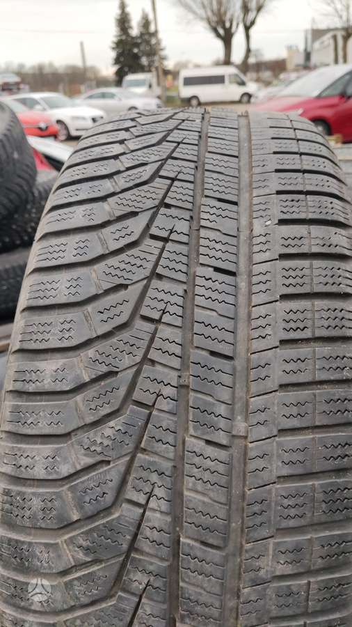 Hankook, winter 225/55 R17