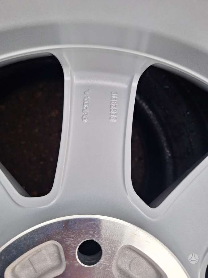 Volvo, light alloy, R17