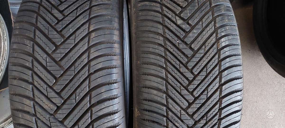 Hankook, universalios 225/45 R17