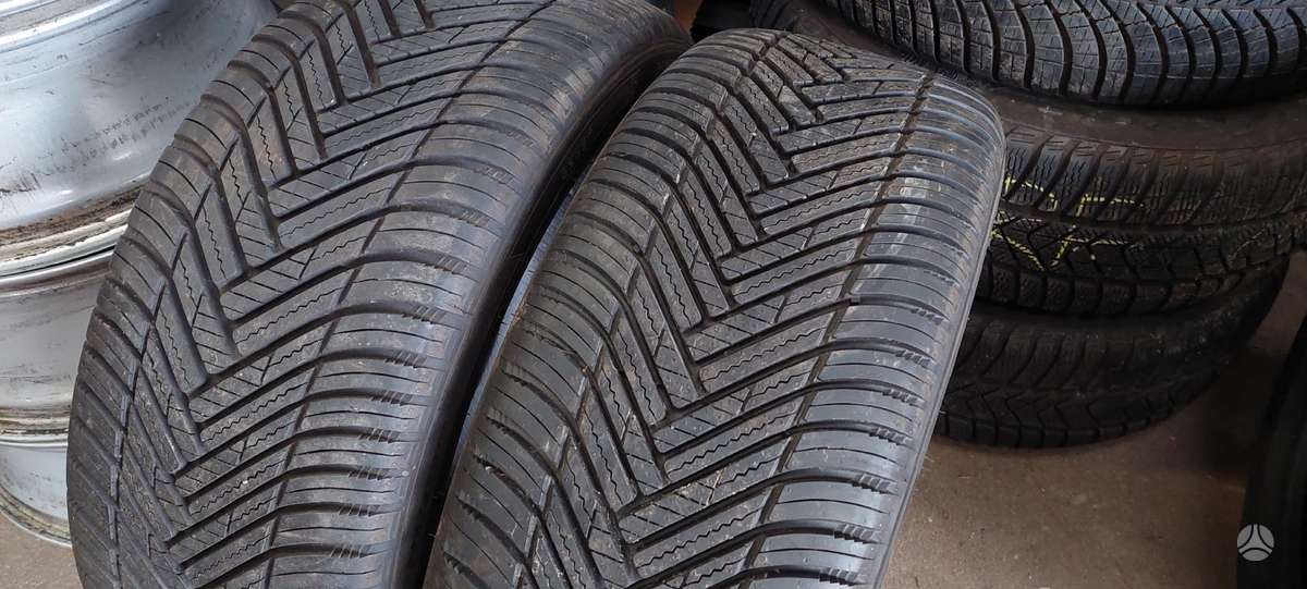 Hankook, all-season 225/45 R17