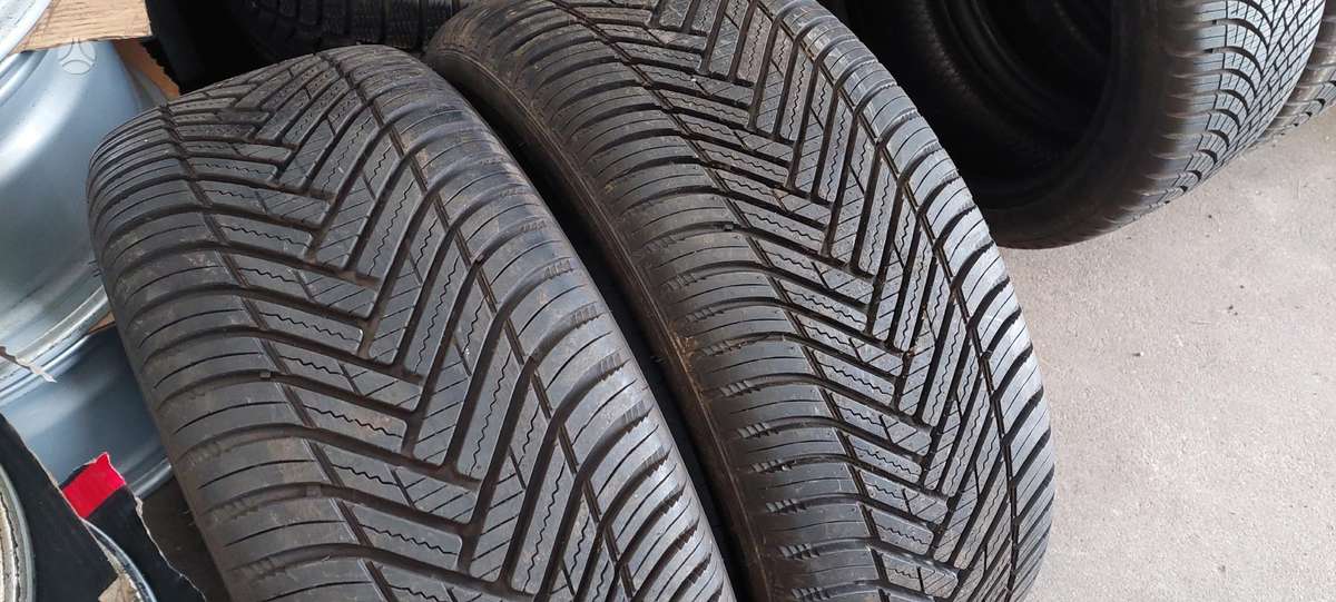 Hankook, all-season 225/45 R17