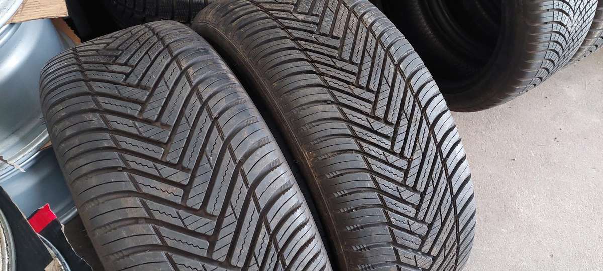 Hankook, universalios 225/45 R17