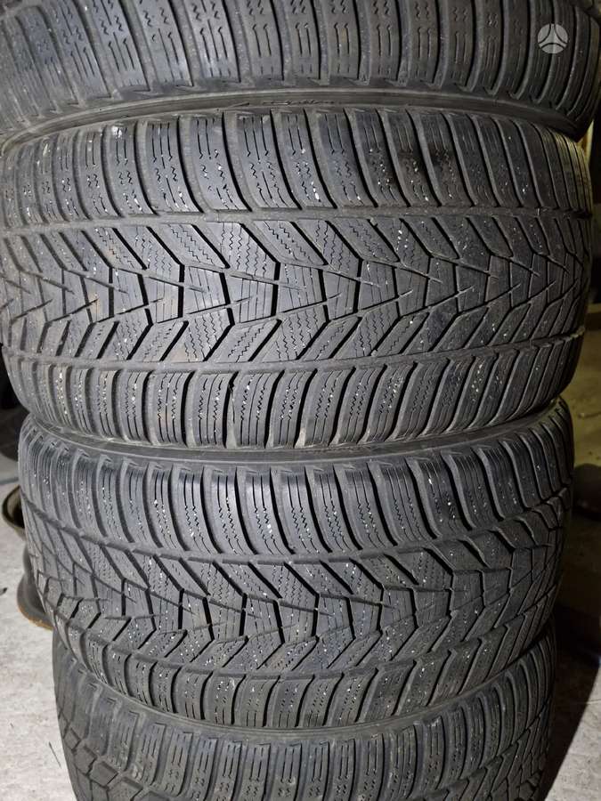 Hankook Winter ICept evo 3, всесезонные 235/35 R19