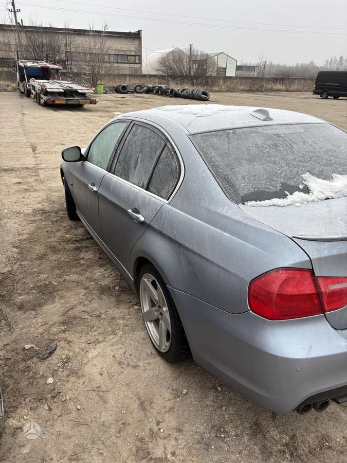BMW 3 serija