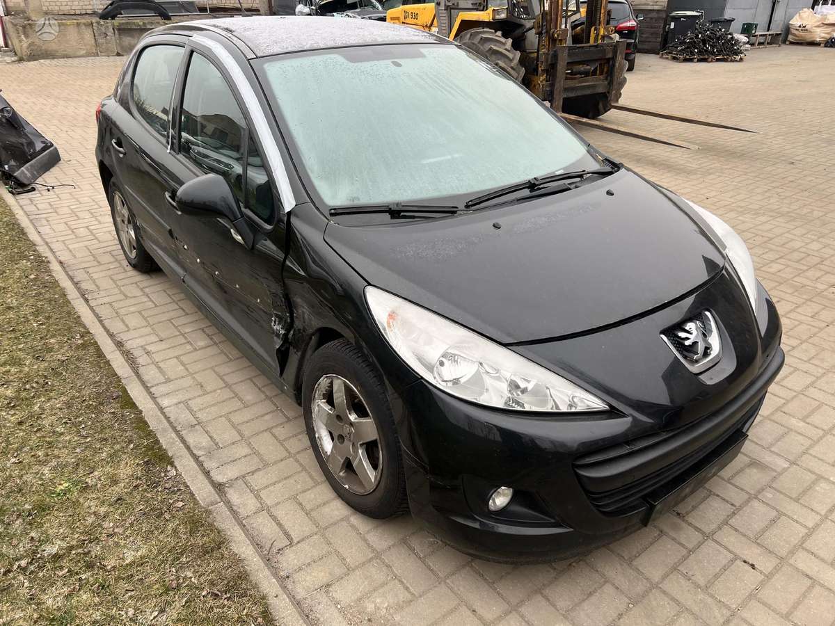 Peugeot 207 dalimis