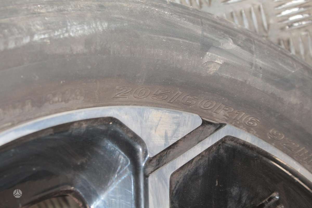 KIA Niro, light alloy, R16
