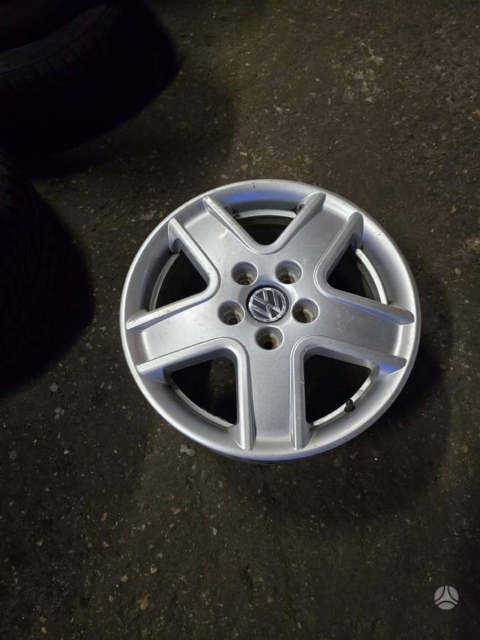 Volkswagen, light alloy, R16