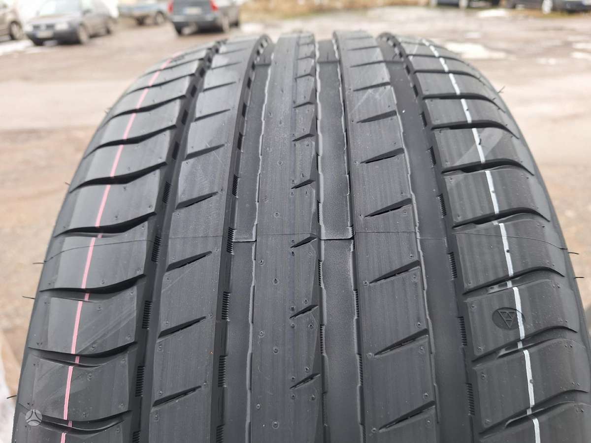 Triangle Effeksport, vasarinės 255/40 R20
