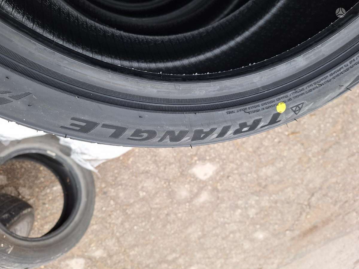 Triangle Effeksport, summer 255/40 R20