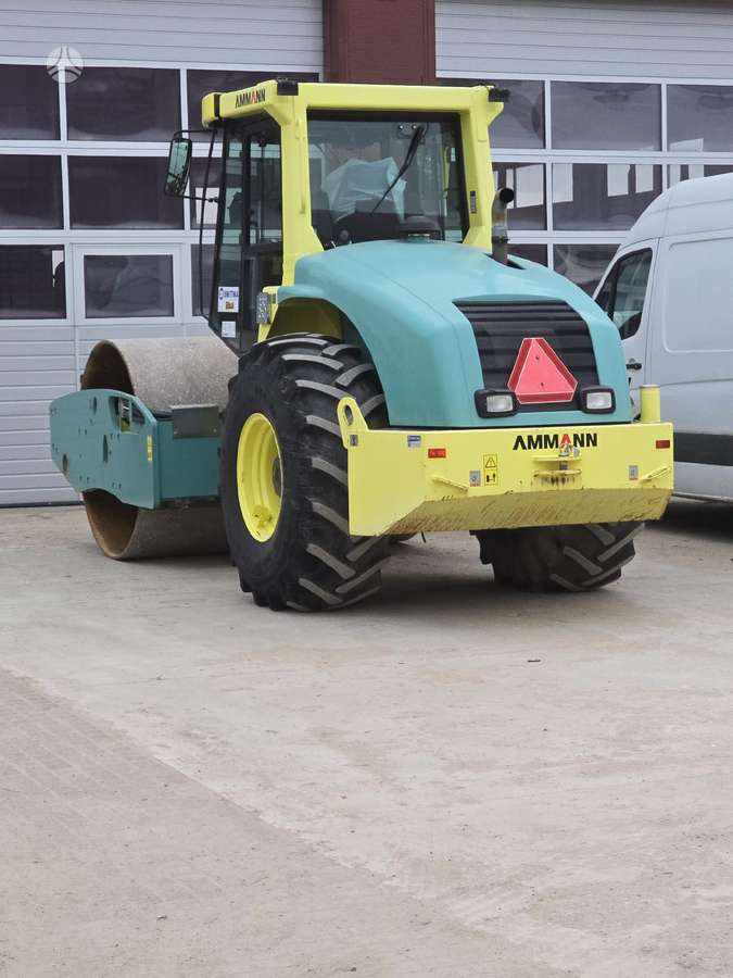 Ammann ASC110HD, дорожнo-строительные машины