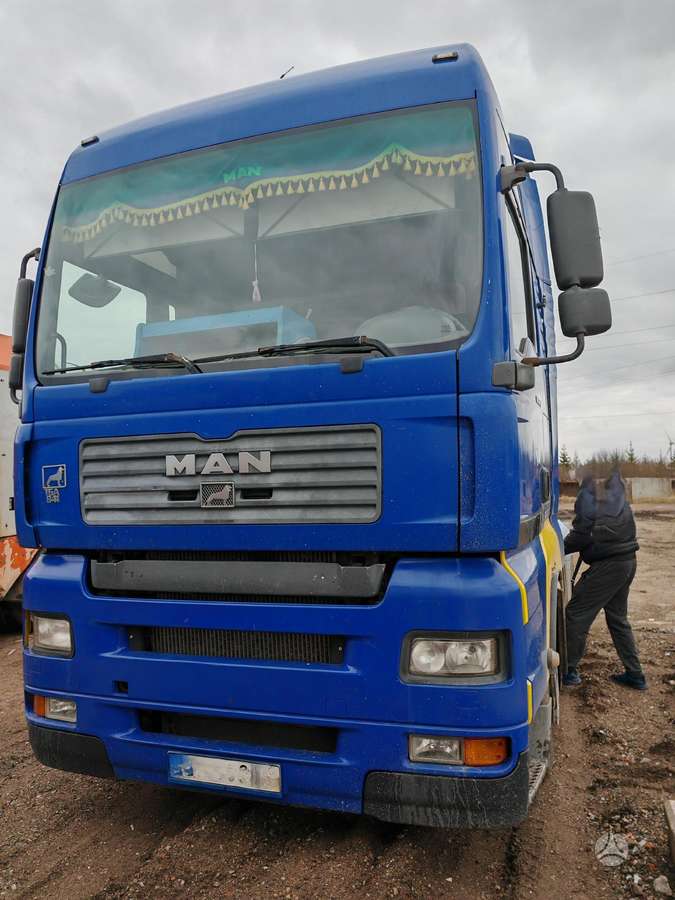 MAN TGA18.430, vilcējs
