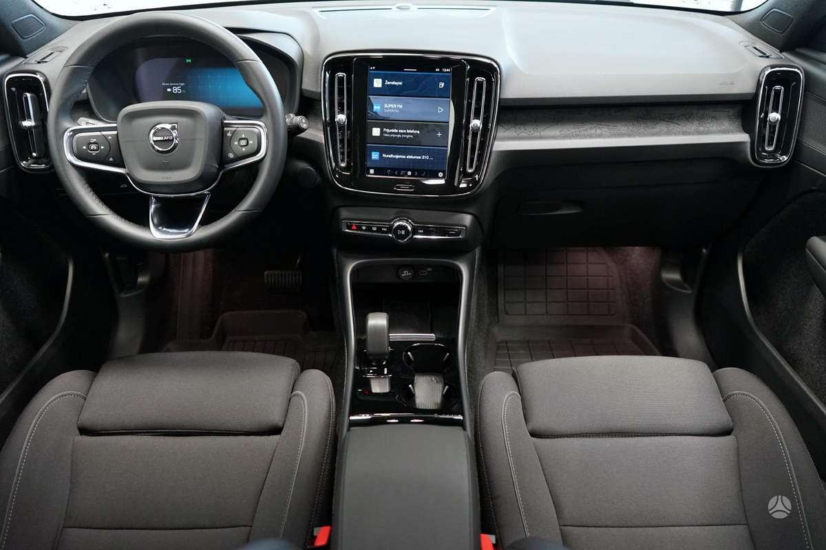 Volvo XC40 - 9