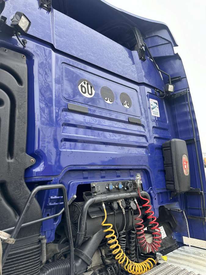 MAN TGX 18.440, single sleeper