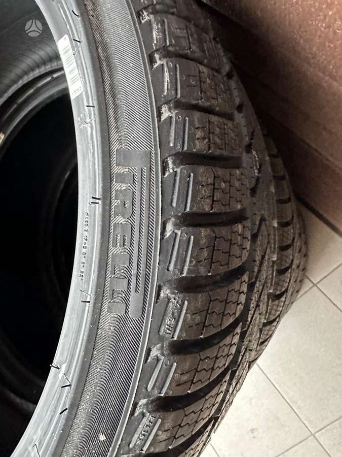 Pirelli Sottozero3, winter 235/35 R19