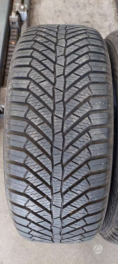 Semperit, universalios 205/50 R17