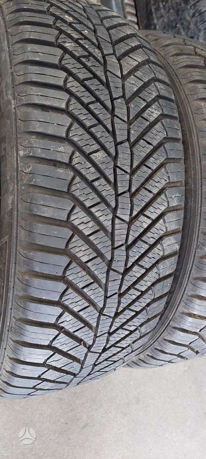 Semperit, universalios 205/50 R17