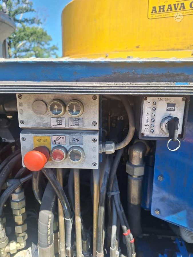 Scania P 3210, с краном